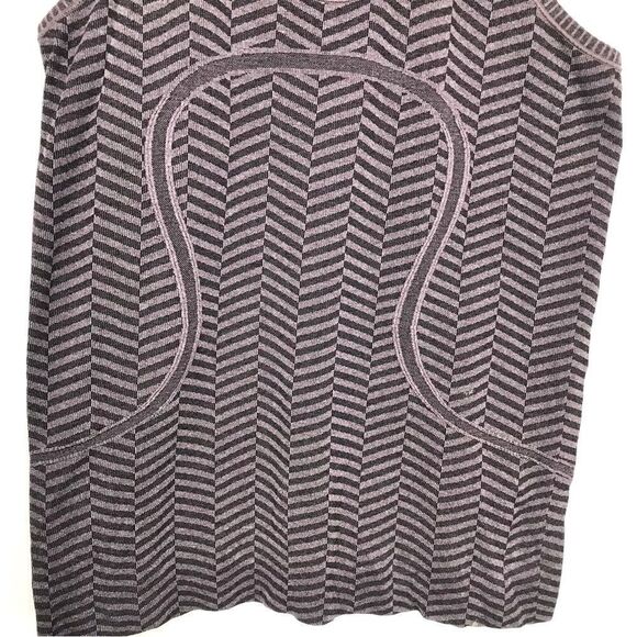 Lululemon Run Swiftly Tech Racerback in Chevron Stripe Black Cherry - Picture 3 of 8